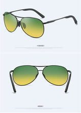 Load image into Gallery viewer, Styled Boys İn Sunglasses