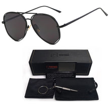 Load image into Gallery viewer, Styled Boys İn Sunglasses